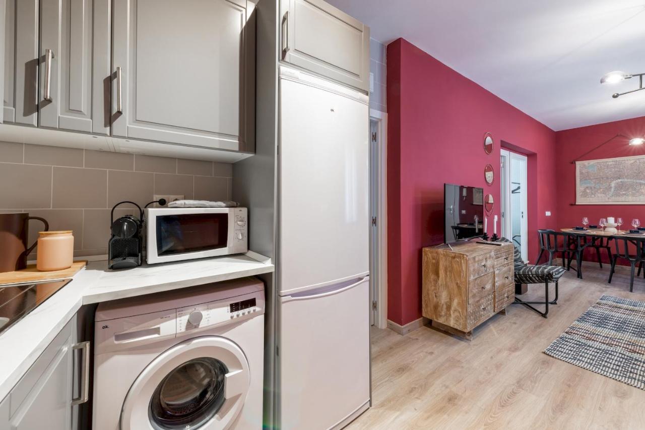 3 Bedrooms 1 Bathroom Furnished - Lavapies- Mintystay 마드리드 외부 사진