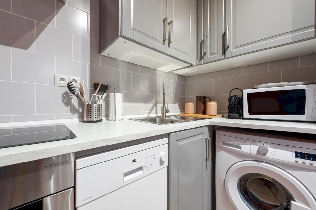 3 Bedrooms 1 Bathroom Furnished - Lavapies- Mintystay 마드리드 외부 사진
