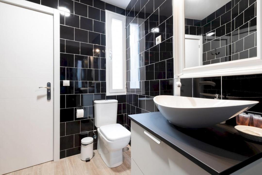 3 Bedrooms 1 Bathroom Furnished - Lavapies- Mintystay 마드리드 외부 사진