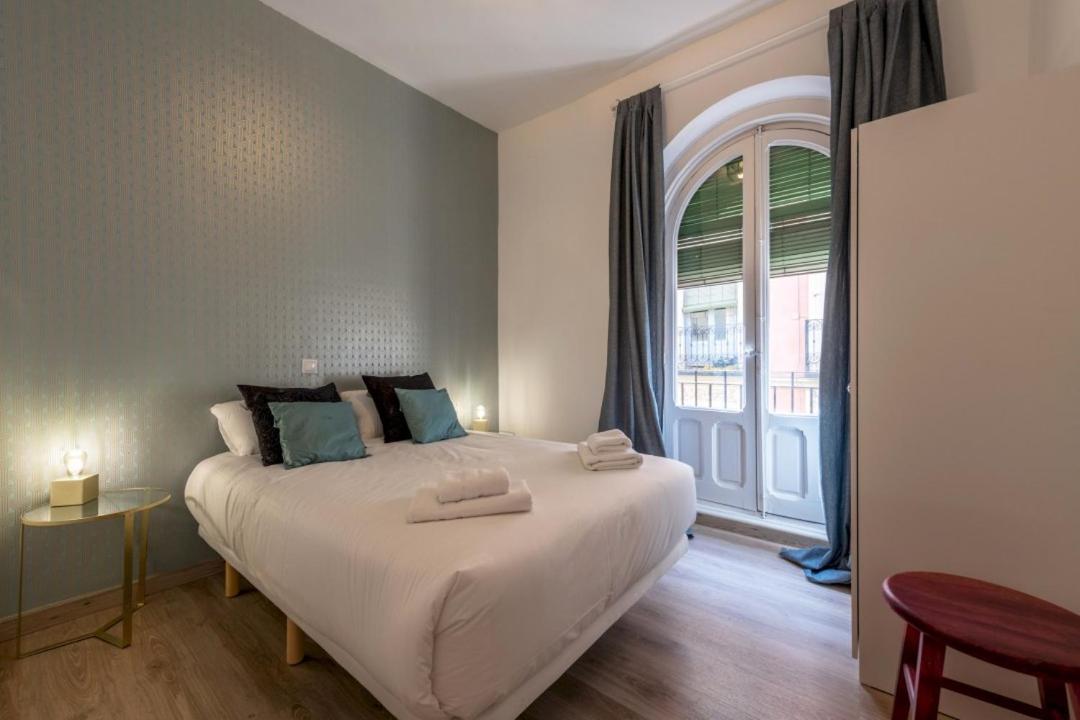 3 Bedrooms 1 Bathroom Furnished - Lavapies- Mintystay 마드리드 외부 사진